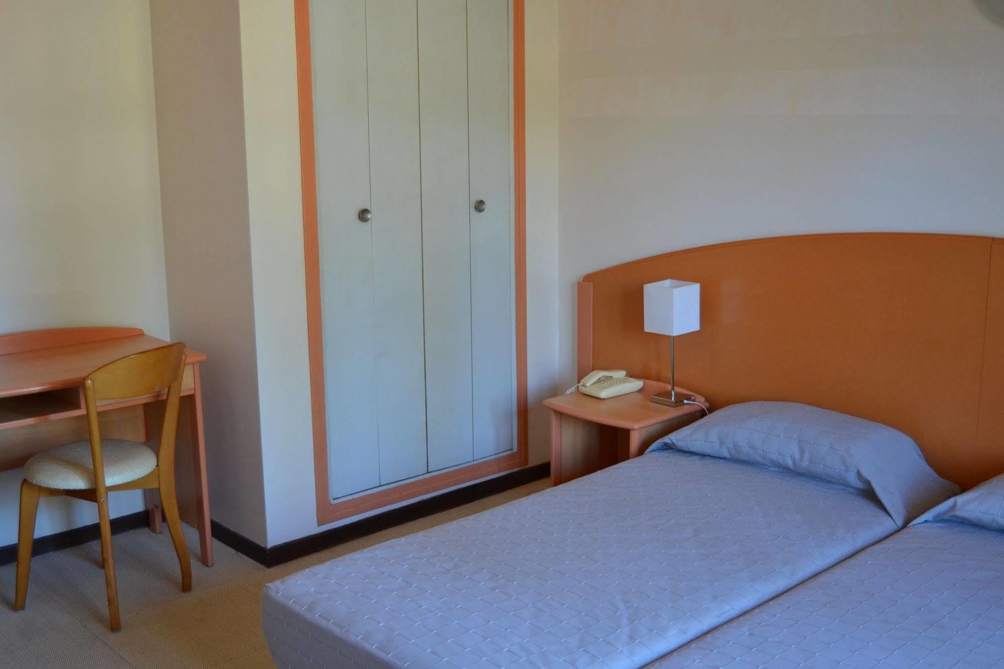 Hotel Cyrnea
