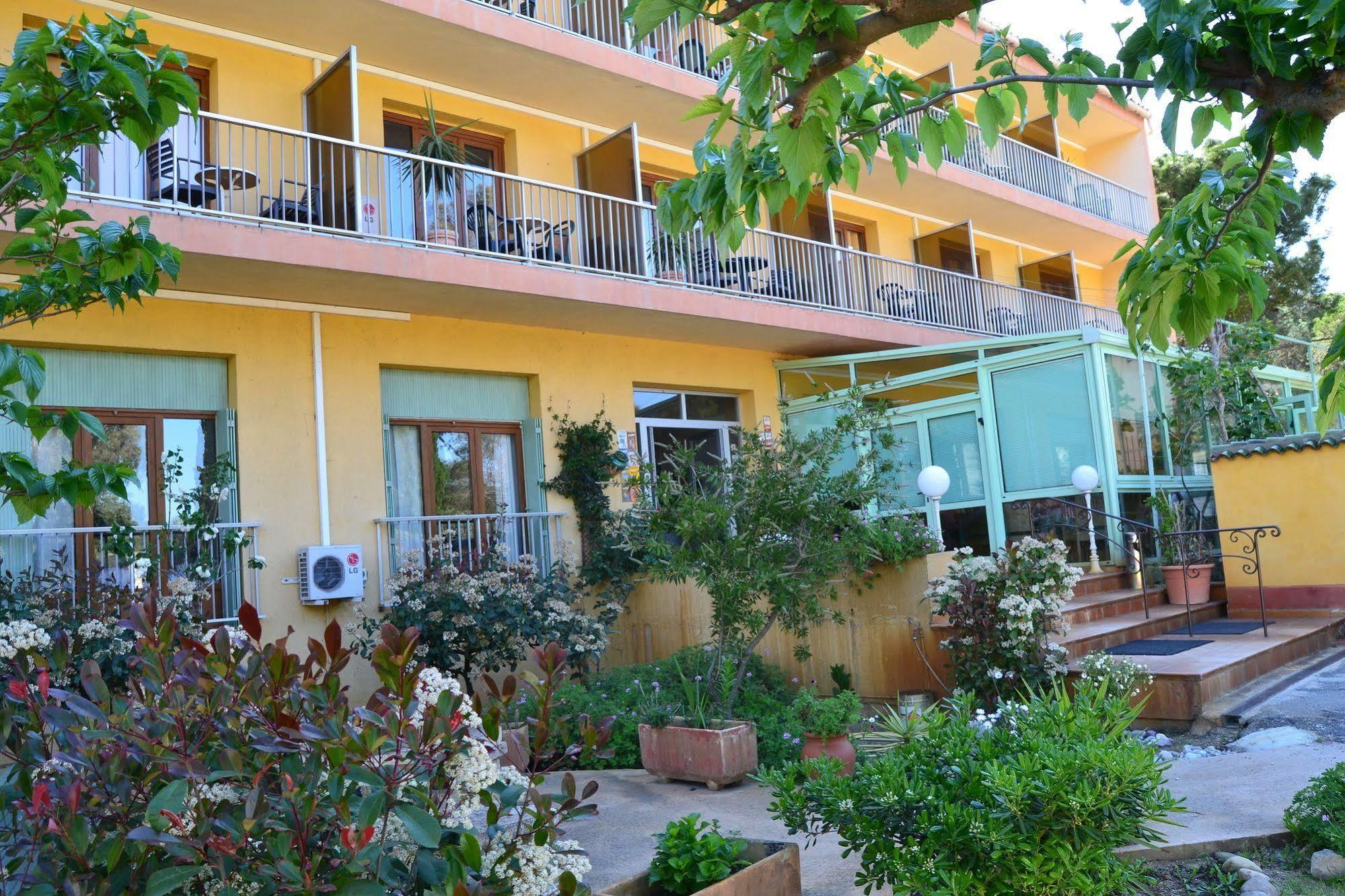 Cyrnea Hotel Calvi (Corsica)