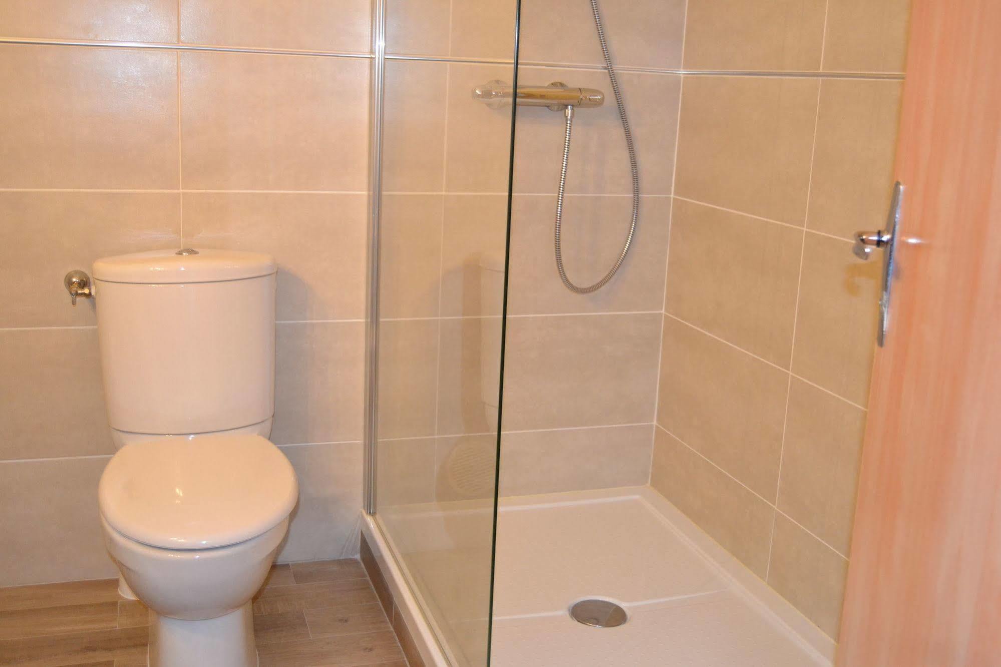 Cyrnea Hotel 3*